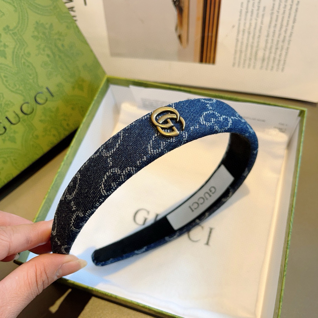配包装
Gucci古奇 官方经典新款双G发箍，女神必备单品，非常百搭，时尚潮流