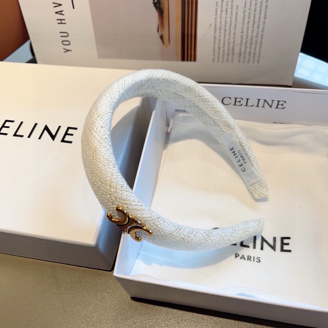 配包装
CELINE（赛琳）韩版新品小清新字母发箍，佩戴舒适无压力，造型搭配必备！时尚外出百搭款发饰！