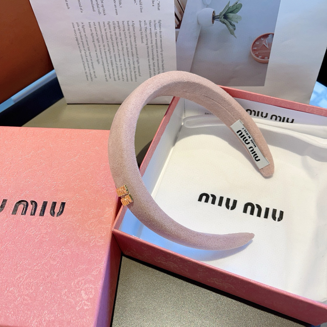 配包装
MIUMIU（缪缪）新款甜美字母手工制作发箍，少女感简约百搭头箍、潮女必备品，超级的高大上！多色