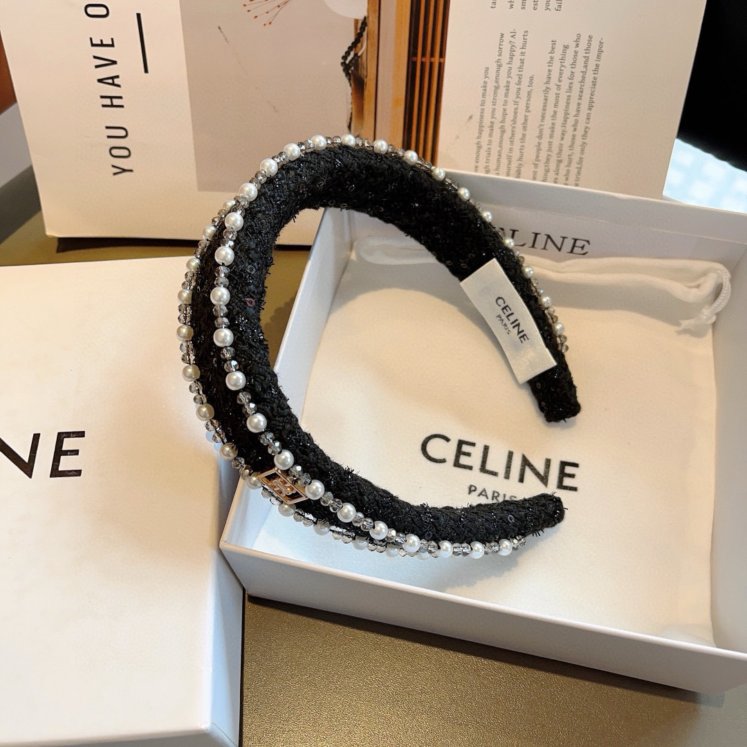 配包装
CELINE（赛琳）韩国新品小清新珍珠发箍，佩戴舒适无压力，造型搭配必备！时尚外出百搭款发饰！