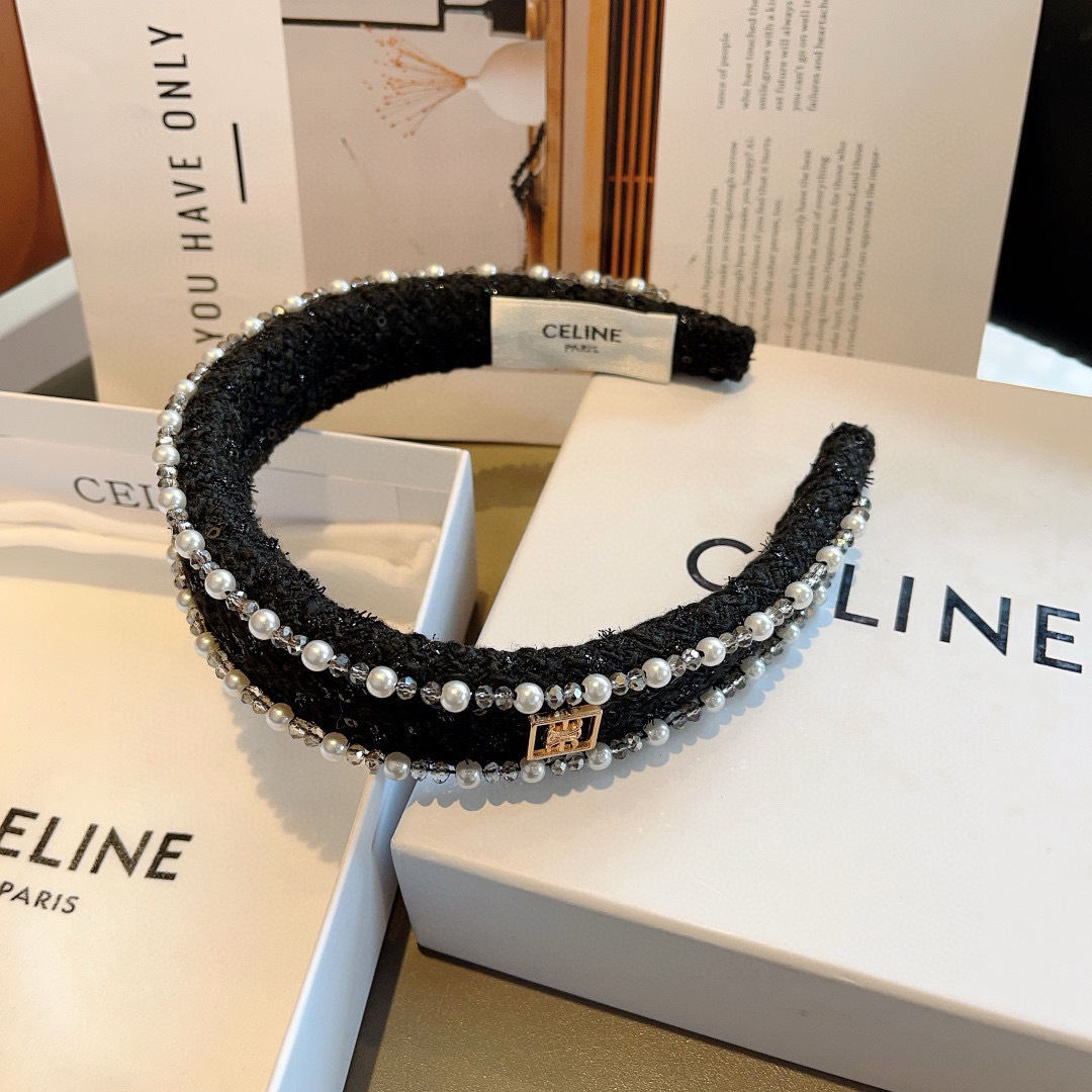 配包装
CELINE（赛琳）韩国新品小清新珍珠发箍，佩戴舒适无压力，造型搭配必备！时尚外出百搭款发饰！