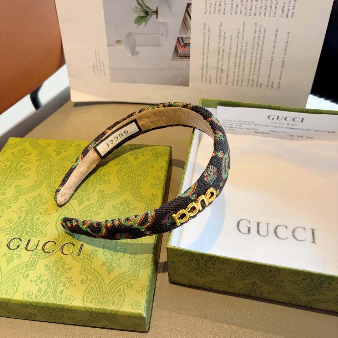 配包装
Gucci古奇 经典新款发箍，女神必备单品头箍，时尚潮流百搭款！多色出货...