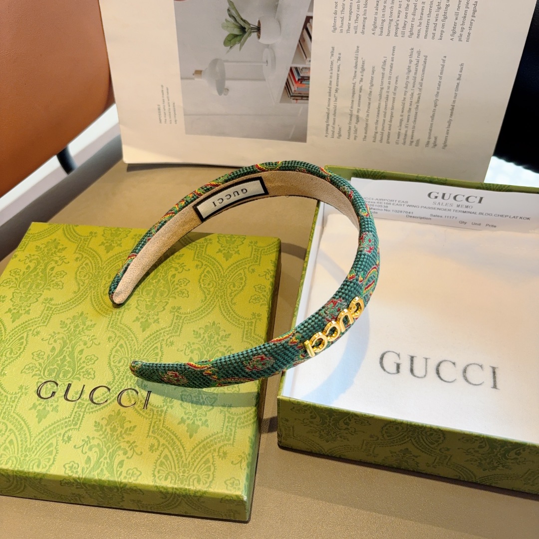配包装
Gucci古奇 经典新款发箍，女神必备单品头箍，时尚潮流百搭款！多色出货...