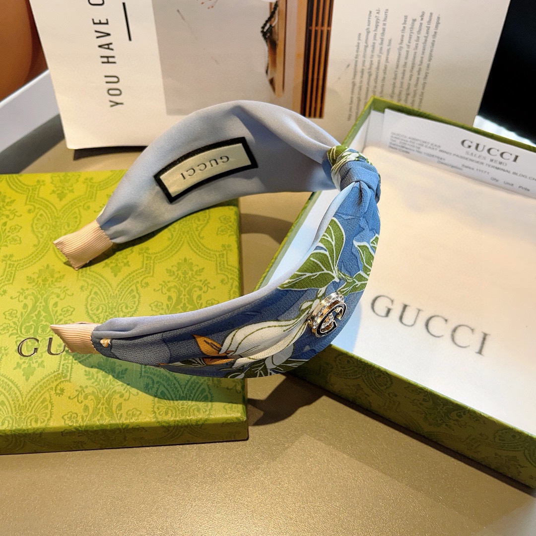 配包装
Gucci古奇 网红经典新款宽版发箍，女神必备单品头箍，非常百搭，时尚潮流