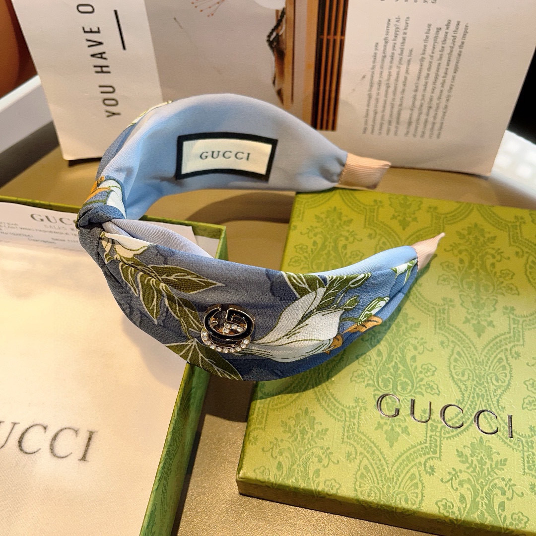 配包装
Gucci古奇 网红经典新款宽版发箍，女神必备单品头箍，非常百搭，时尚潮流