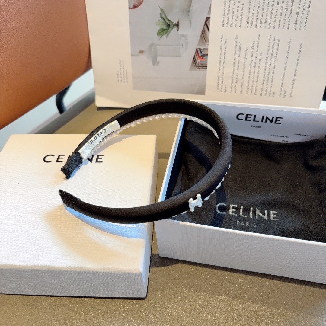 配包装
CELINE（赛琳）新品网红珍珠发箍，佩戴舒适无压力，造型搭配必备！时尚外出百搭款发饰！