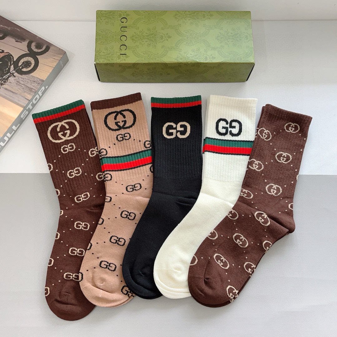 配包装（一盒5双）
 Gucci 古奇 ins超火爆长筒袜，纯棉面料，潮人必备 ，经典双G字母，个性时尚