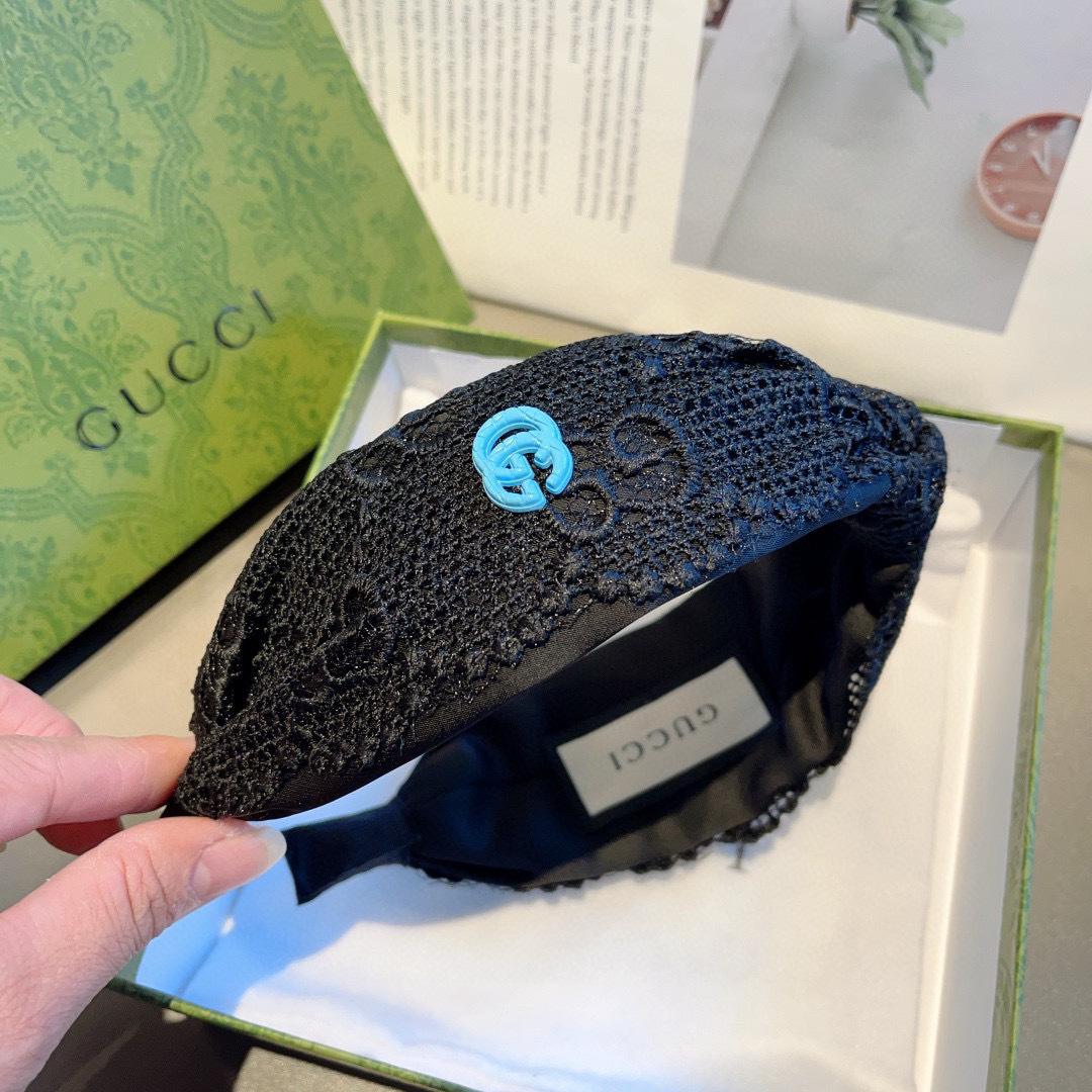 配包装
Gucci古奇 网红经典新款花边布艺发箍，女神必备单品头箍，非常百搭，时尚潮流款！