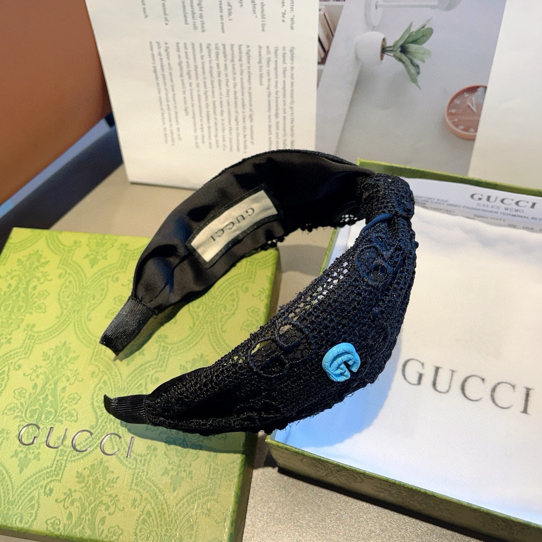 配包装
Gucci古奇 网红经典新款花边布艺发箍，女神必备单品头箍，非常百搭，时尚潮流款！