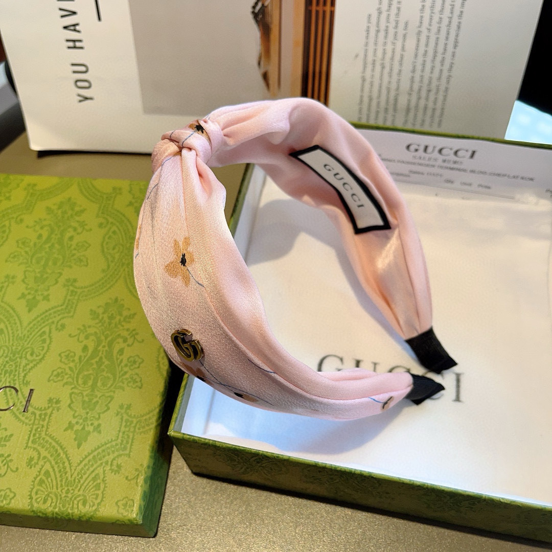配包装
Gucci古奇 网红经典新款发箍，女神必备单品头箍，非常百搭，时尚潮流， 火爆 多色出货...