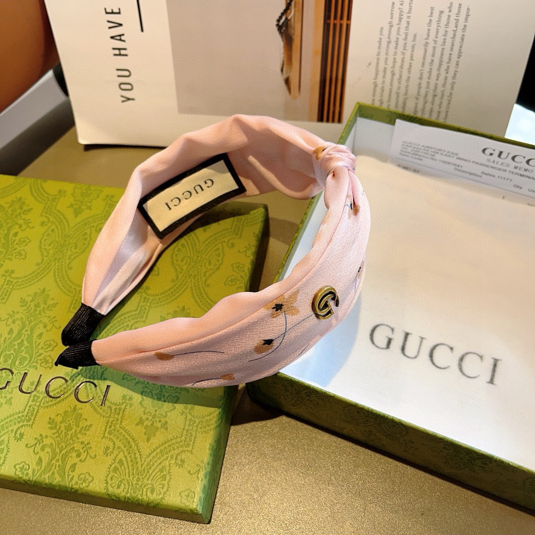 配包装
Gucci古奇 网红经典新款发箍，女神必备单品头箍，非常百搭，时尚潮流， 火爆 多色出货...