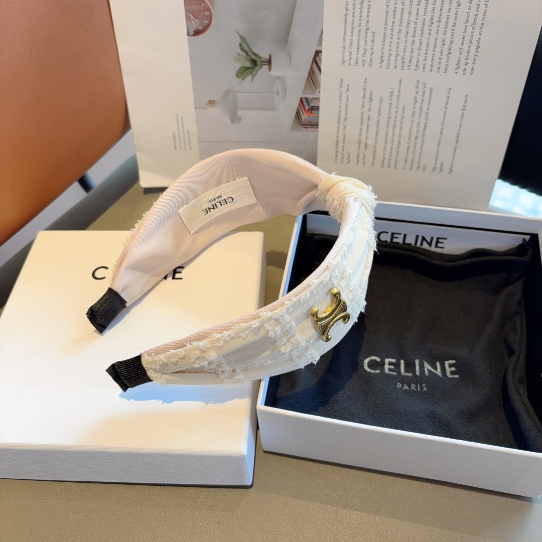 配包装
CELINE（赛琳）新品网红同款发箍，佩戴舒适无压力，造型搭配必备！时尚外出百搭款发饰！