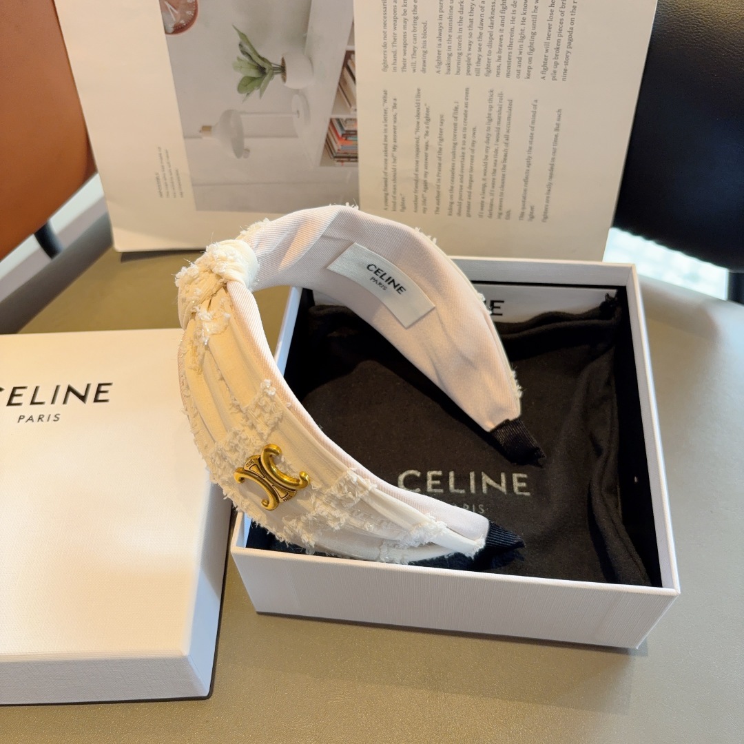 配包装
CELINE（赛琳）新品网红同款发箍，佩戴舒适无压力，造型搭配必备！时尚外出百搭款发饰！