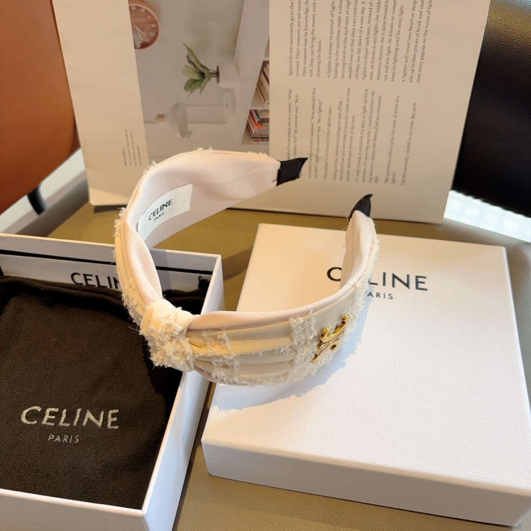 配包装
CELINE（赛琳）新品网红同款发箍，佩戴舒适无压力，造型搭配必备！时尚外出百搭款发饰！