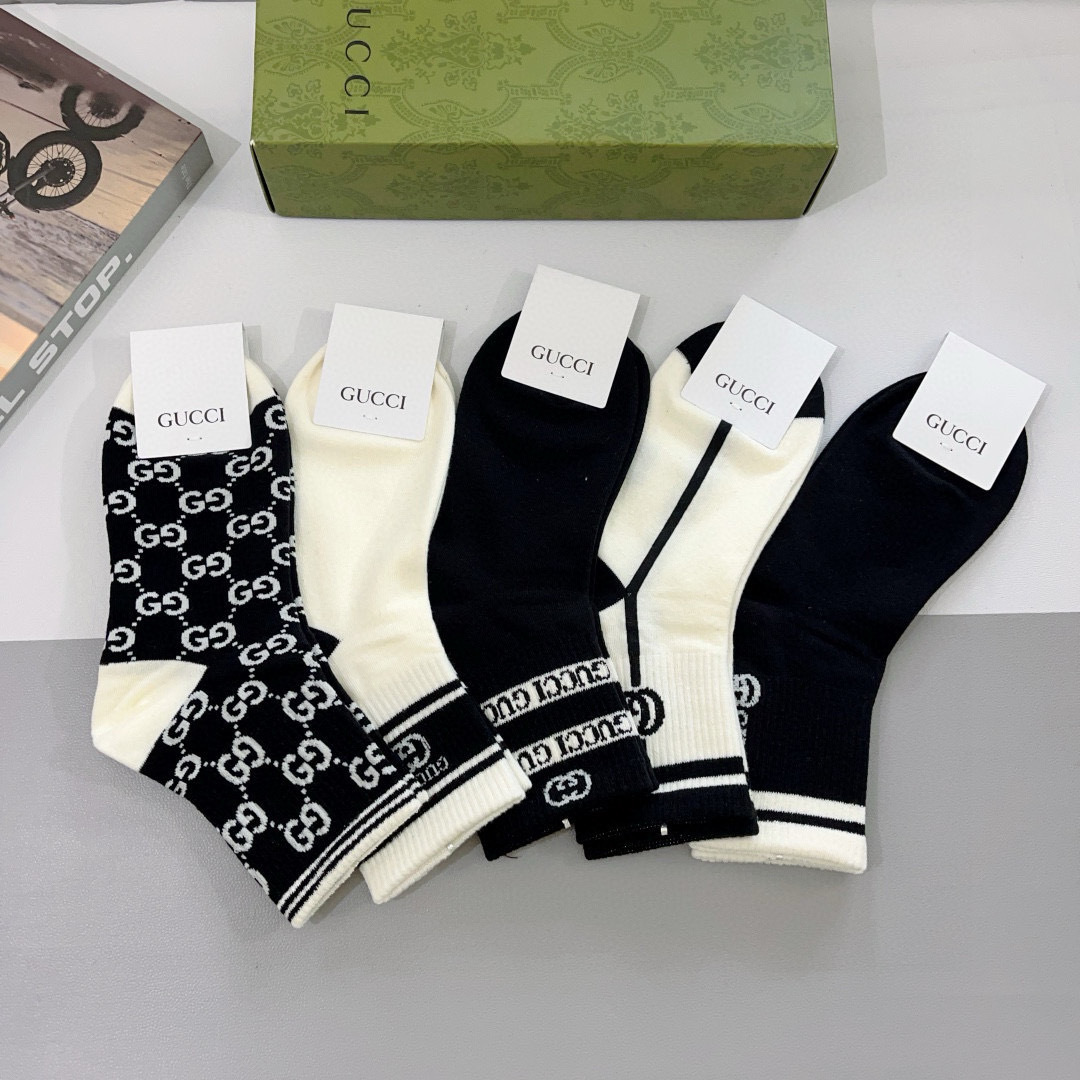配包装（一盒5双） Gucci 古奇 ins超火爆小单品男女同款袜子，纯棉面料，潮人必备 ，Gucci 