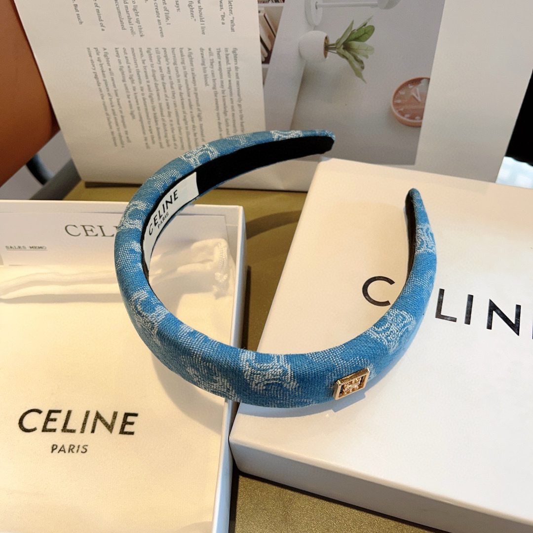 配包装
CELINE（赛琳）复古字母牛仔布网红新款发箍，夏天宽边显脸小头箍 佩戴舒适无压力，高级感外出非