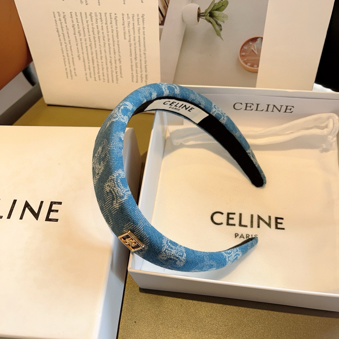 配包装
CELINE（赛琳）复古字母牛仔布网红新款发箍，夏天宽边显脸小头箍 佩戴舒适无压力，高级感外出非