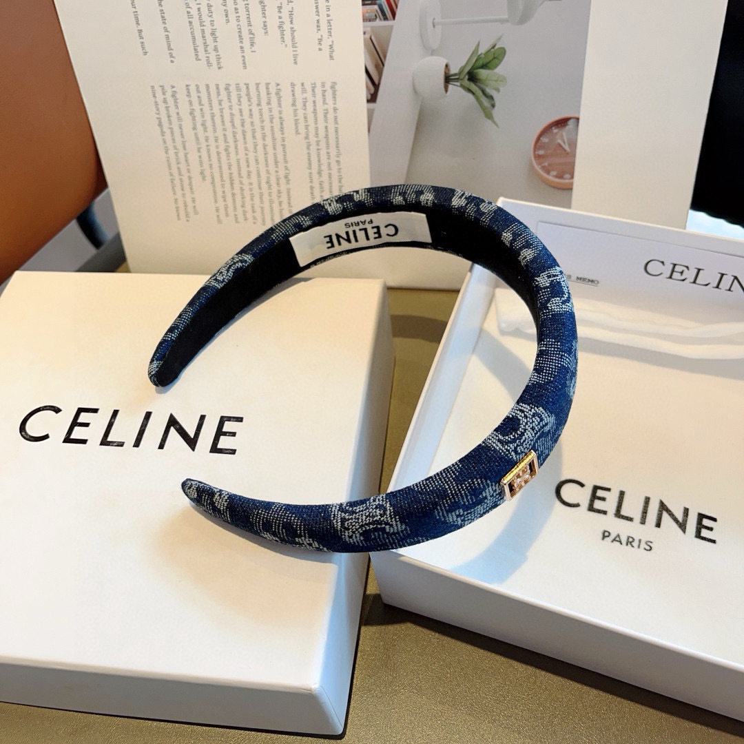 配包装
CELINE（赛琳）复古字母牛仔布网红新款发箍，夏天宽边显脸小头箍 佩戴舒适无压力，高级感外出非