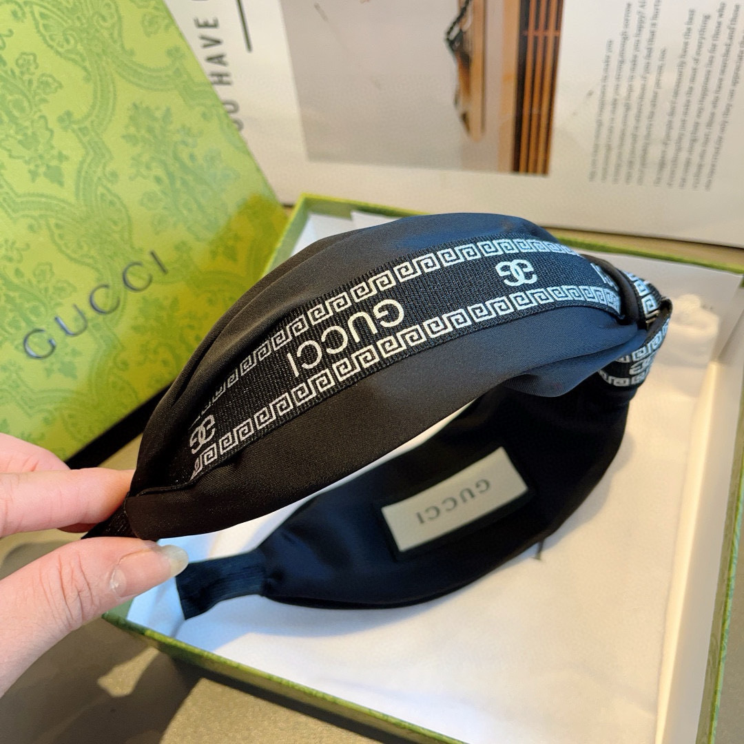配包装
Gucci古奇 网红经典新款发箍，女神必备单品头箍，非常百搭，时尚潮流， 火爆 多色出货...