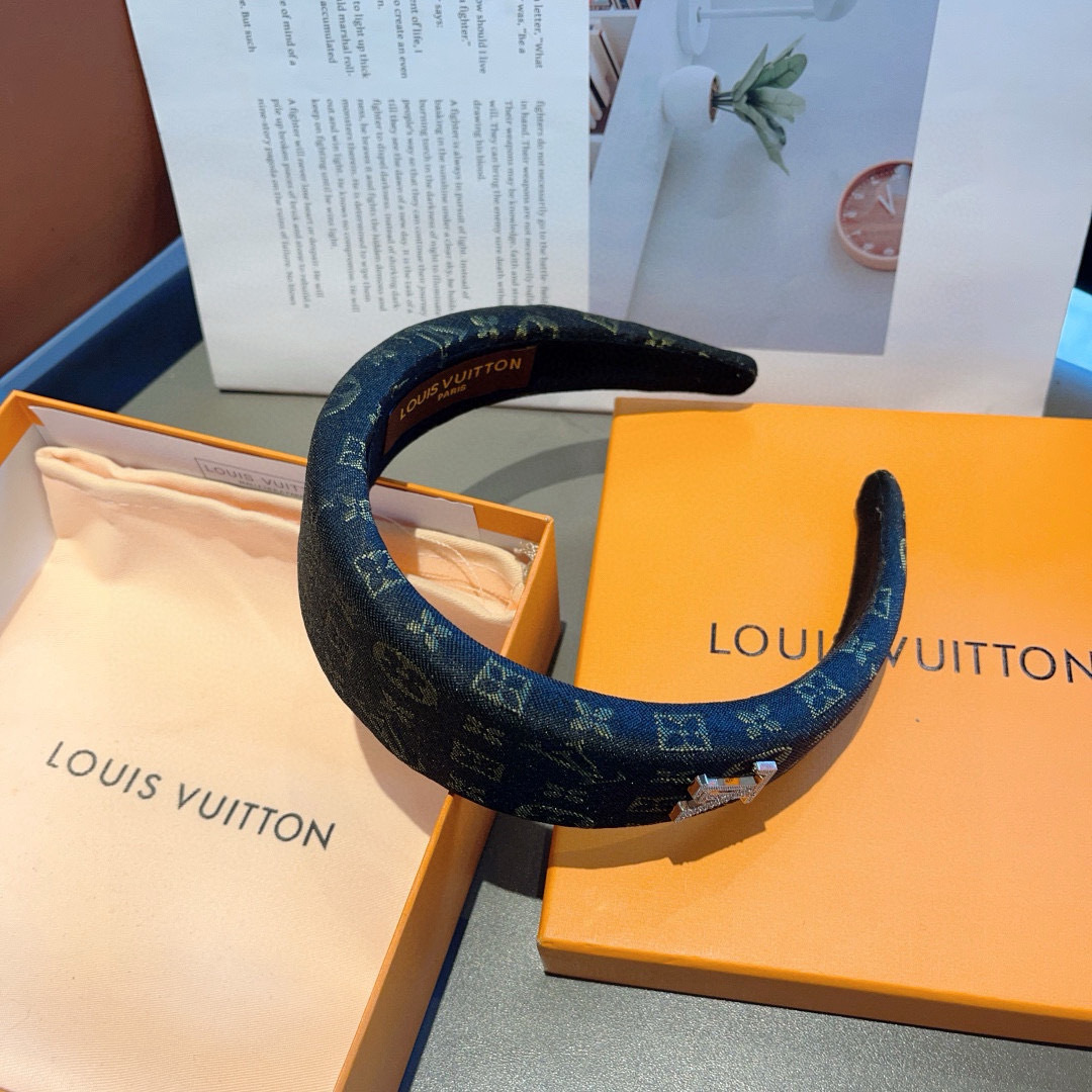 配包装
LV 路易威登 火爆新款发箍，时尚头箍，网红最新款来袭💕时尚百搭，女神必入
