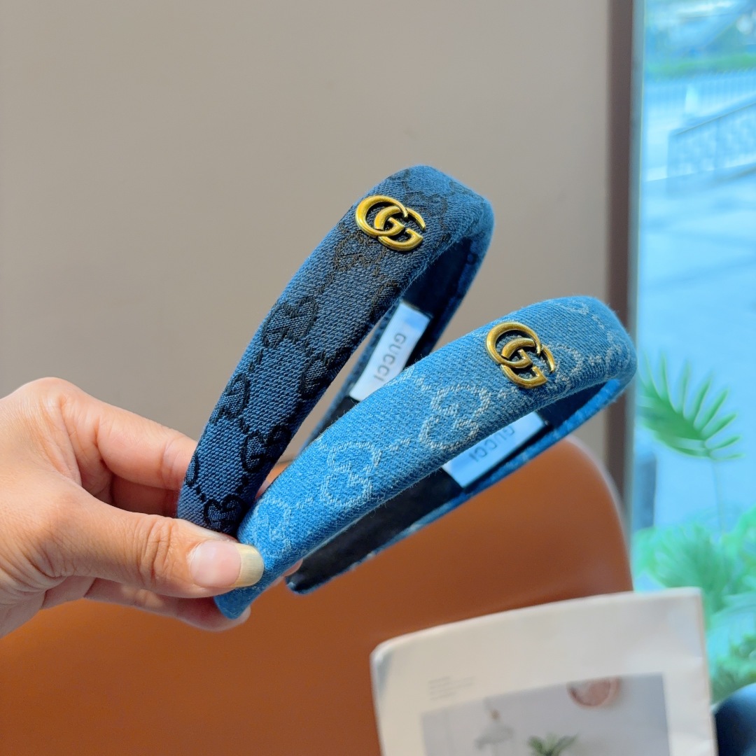 配包装
Gucci古奇 网红经典新款厚海绵布艺发箍，女神必备单品头箍，非常百搭，时尚潮流款！
