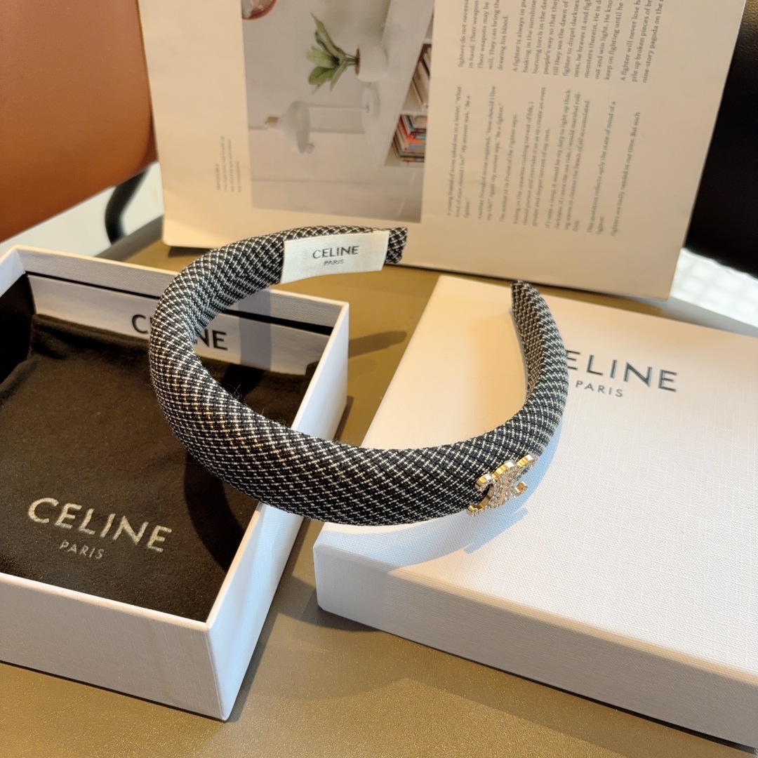 配包装
CELINE（赛琳）时尚网红新款发箍，夏天宽边显脸小头箍 佩戴舒适无压力，高级感外出非常时尚百搭