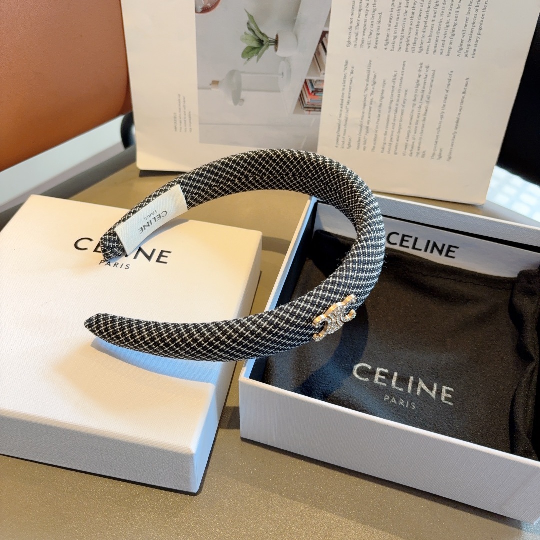配包装
CELINE（赛琳）时尚网红新款发箍，夏天宽边显脸小头箍 佩戴舒适无压力，高级感外出非常时尚百搭