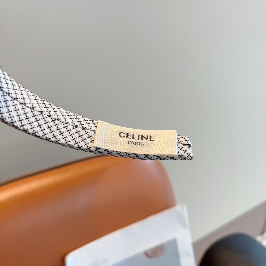 配包装
CELINE（赛琳）时尚网红新款发箍，夏天宽边显脸小头箍 佩戴舒适无压力，高级感外出非常时尚百搭