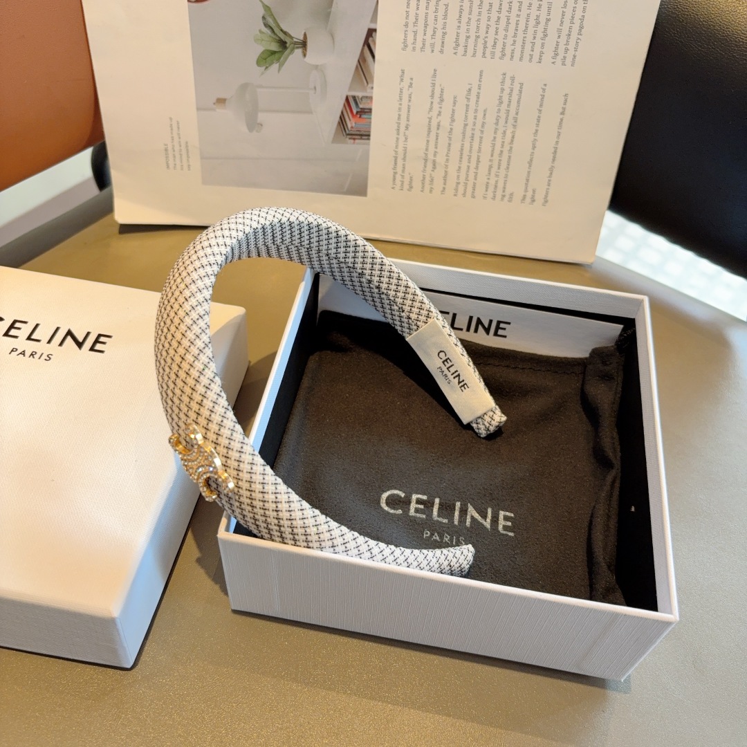 配包装
CELINE（赛琳）时尚网红新款发箍，夏天宽边显脸小头箍 佩戴舒适无压力，高级感外出非常时尚百搭