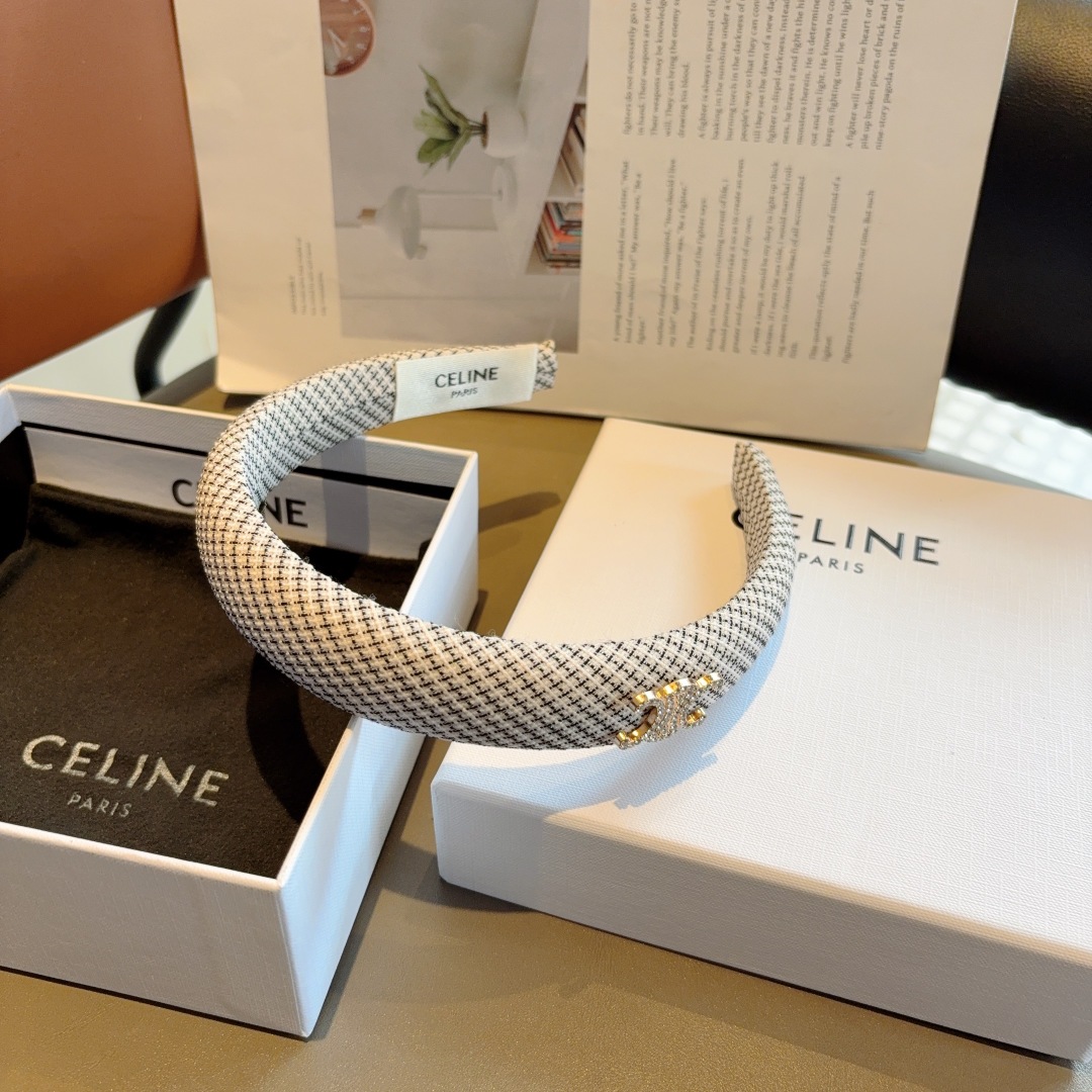 配包装
CELINE（赛琳）时尚网红新款发箍，夏天宽边显脸小头箍 佩戴舒适无压力，高级感外出非常时尚百搭