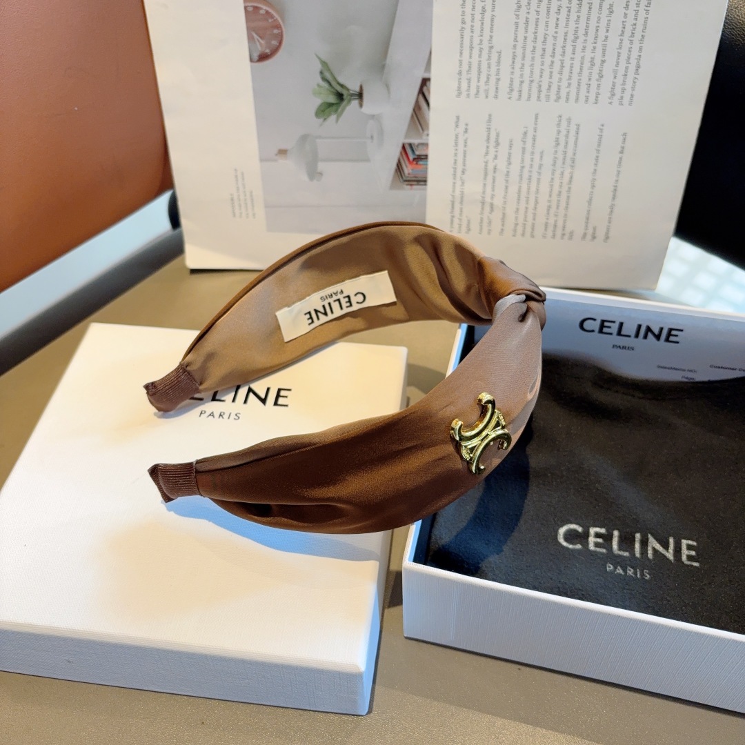 配包装
CELINE（赛琳）新品网红同款发箍，佩戴舒适无压力，造型搭配必备！时尚外出百搭款发饰！