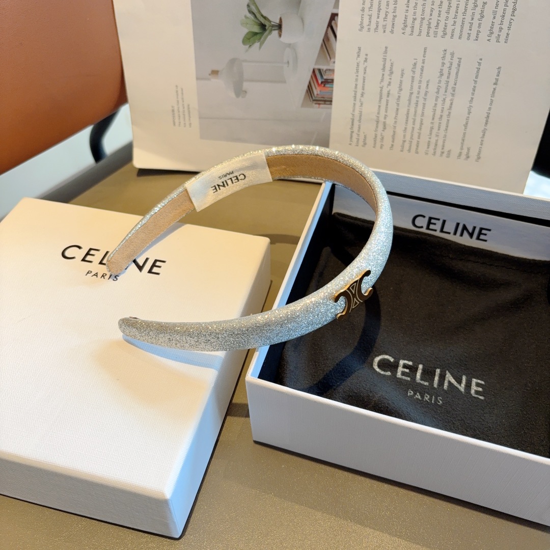 配包装
CELINE（赛琳）时尚网红新款发箍，夏天宽边显脸小头箍 佩戴舒适无压力，高级感外出非常时尚百搭