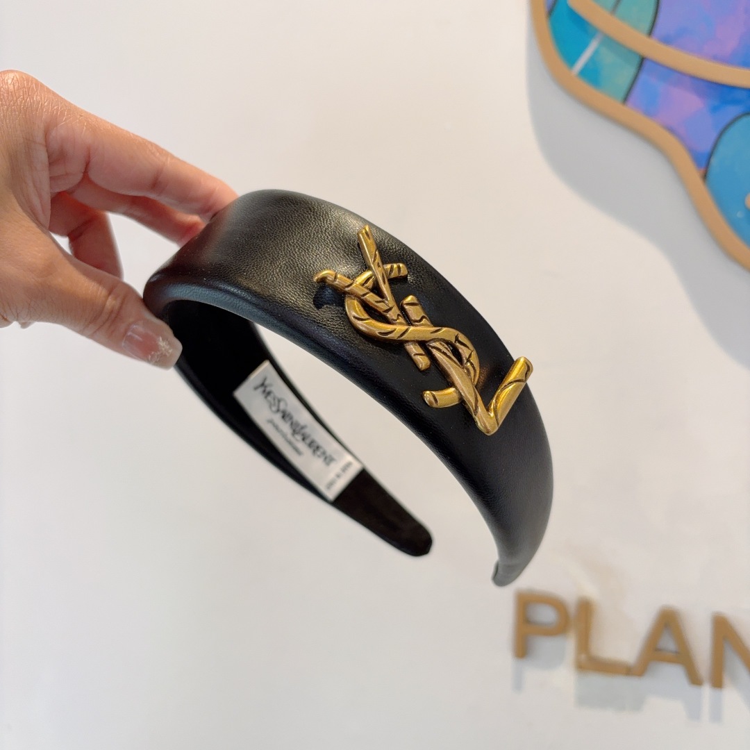 配包装
YSL（圣罗兰）新款新中式海绵发箍，高级感爱心提花头箍，网红爆款推荐 搭配高端logo ，超精致