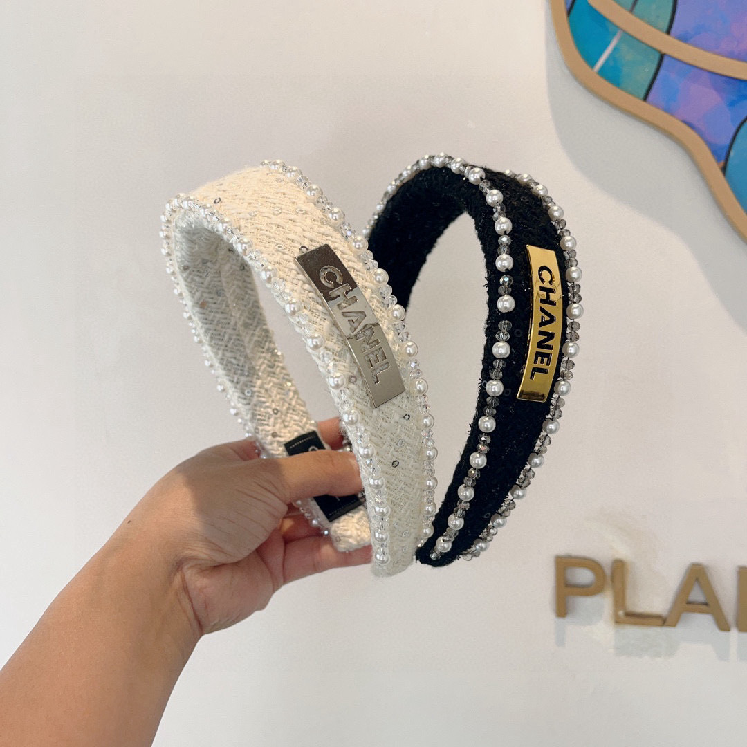 配包装
CHANEL（香奈儿）韩国新品小清新珍珠发箍，佩戴舒适无压力，造型搭配必备！时尚外出百搭款发饰！