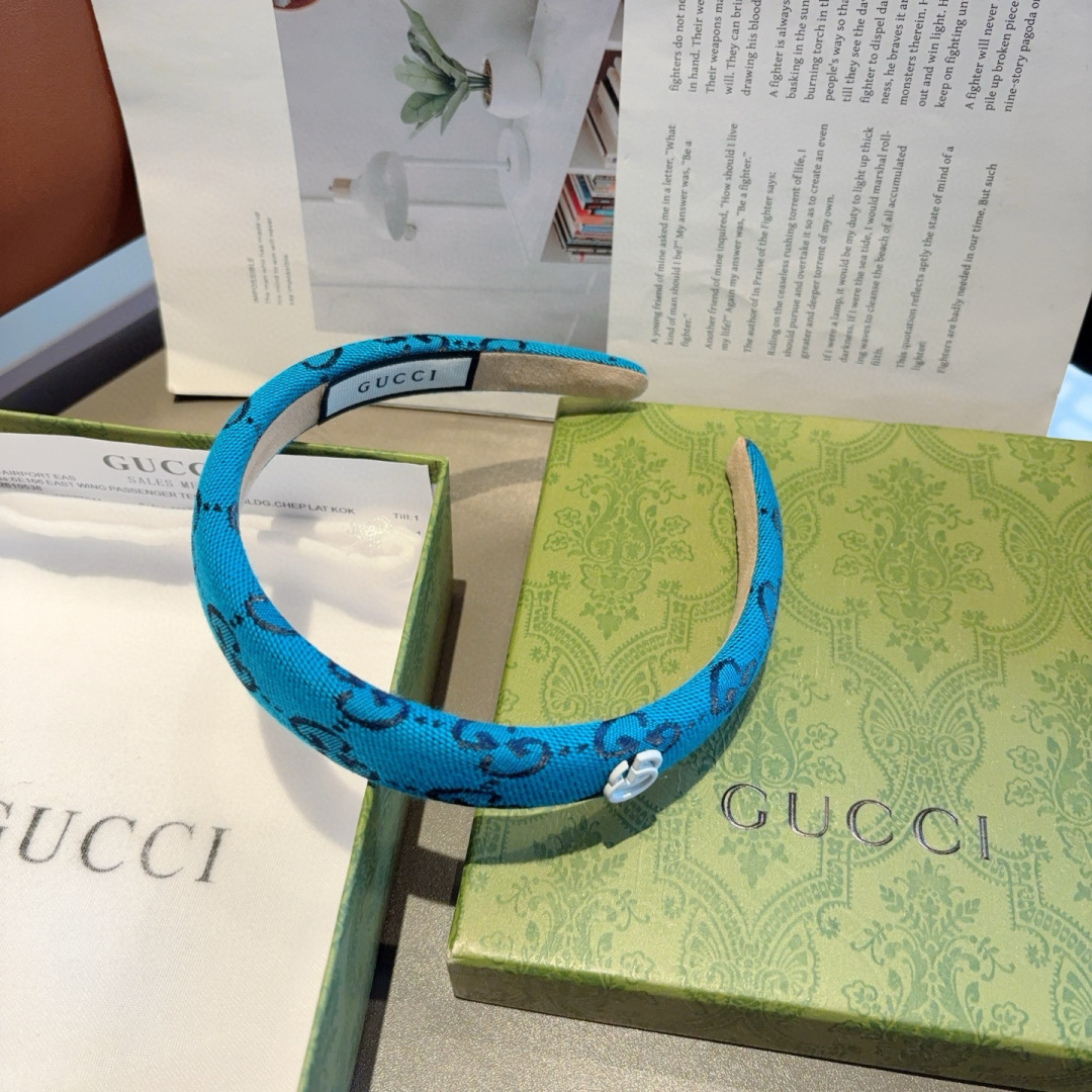 配包装
Gucci古奇 网红经典新款宽版发箍，女神必备单品头箍，非常百搭，时尚潮流！