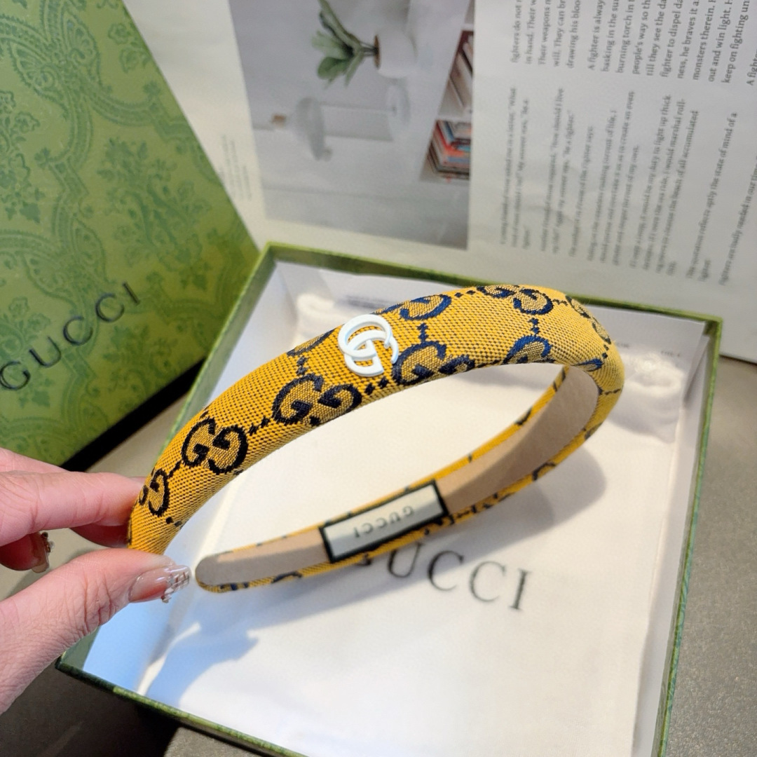 配包装
Gucci古奇 网红经典新款宽版发箍，女神必备单品头箍，非常百搭，时尚潮流！