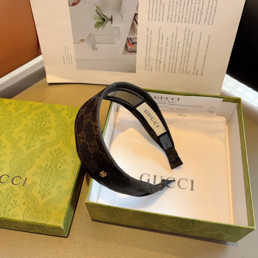 配包装
Gucci古奇 网红经典新款发箍，女神必备单品头箍，非常百搭，时尚潮流， 火爆 多色出货...