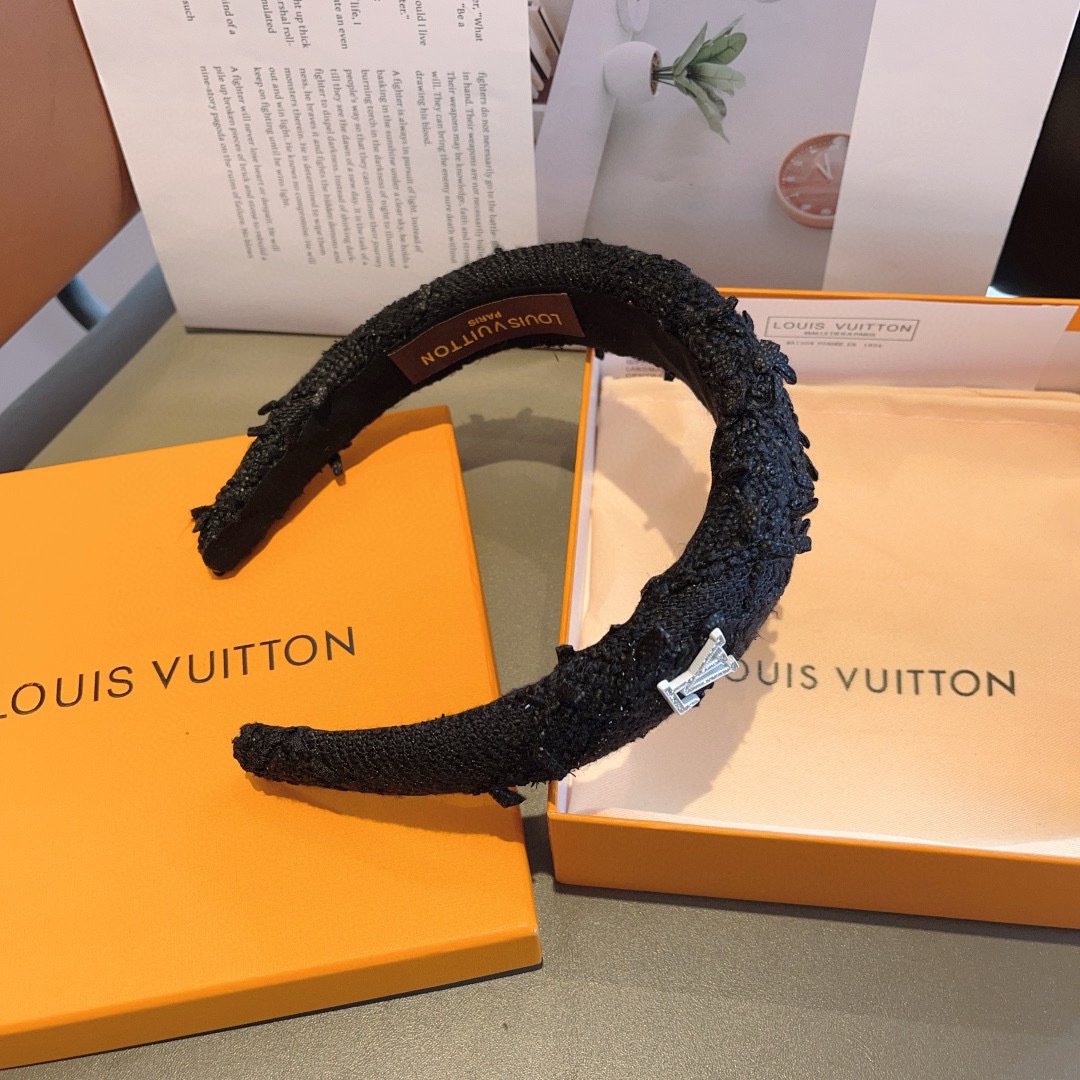 配包装
LV 路易威登 火爆新款韩版布艺格子发箍，时尚头箍，网红最新款来袭💕时尚百搭，女神必入！