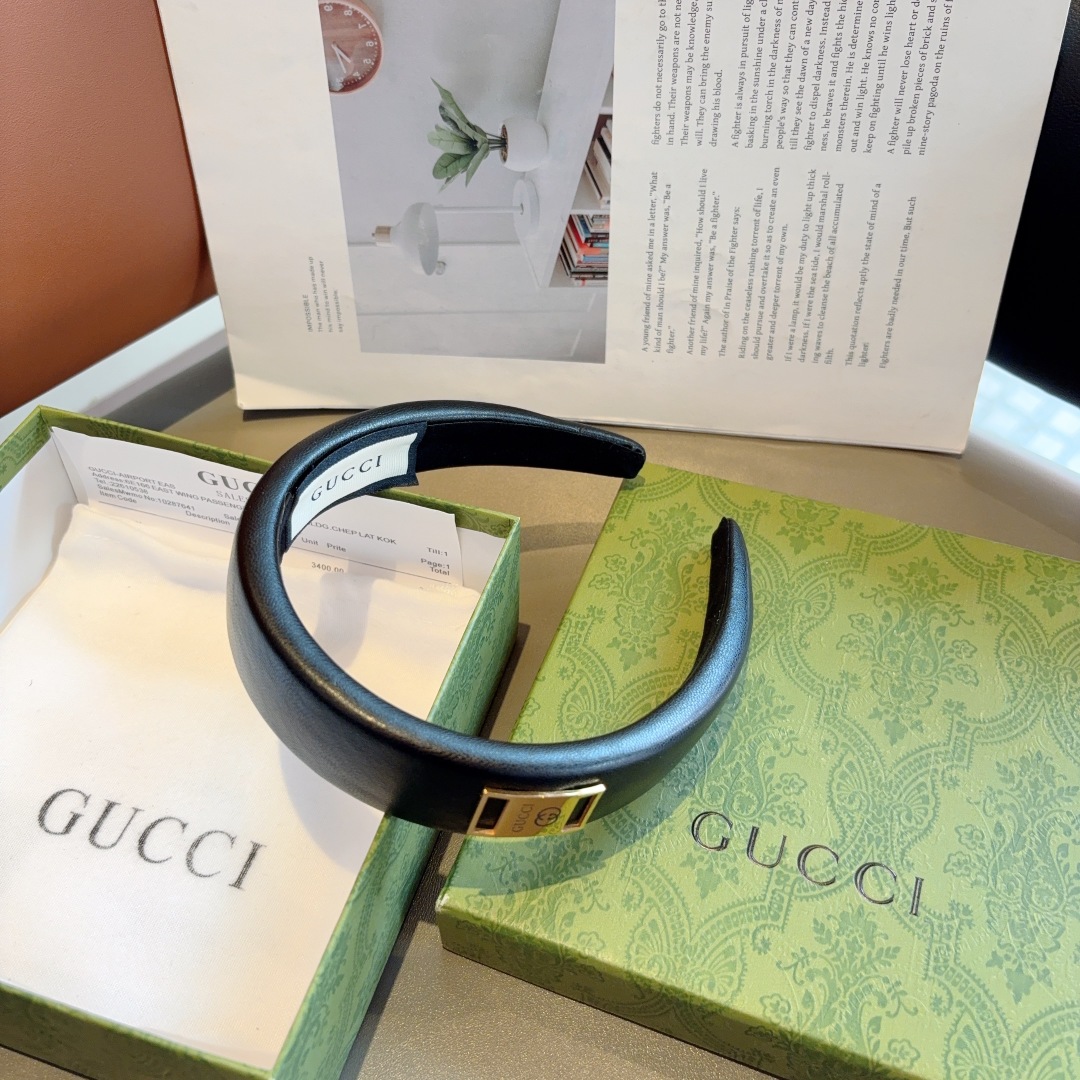 配包装
Gucci 古奇 新款韩版羊皮发箍，时尚头箍，网红最新款来袭💕时尚百搭，女神必入！