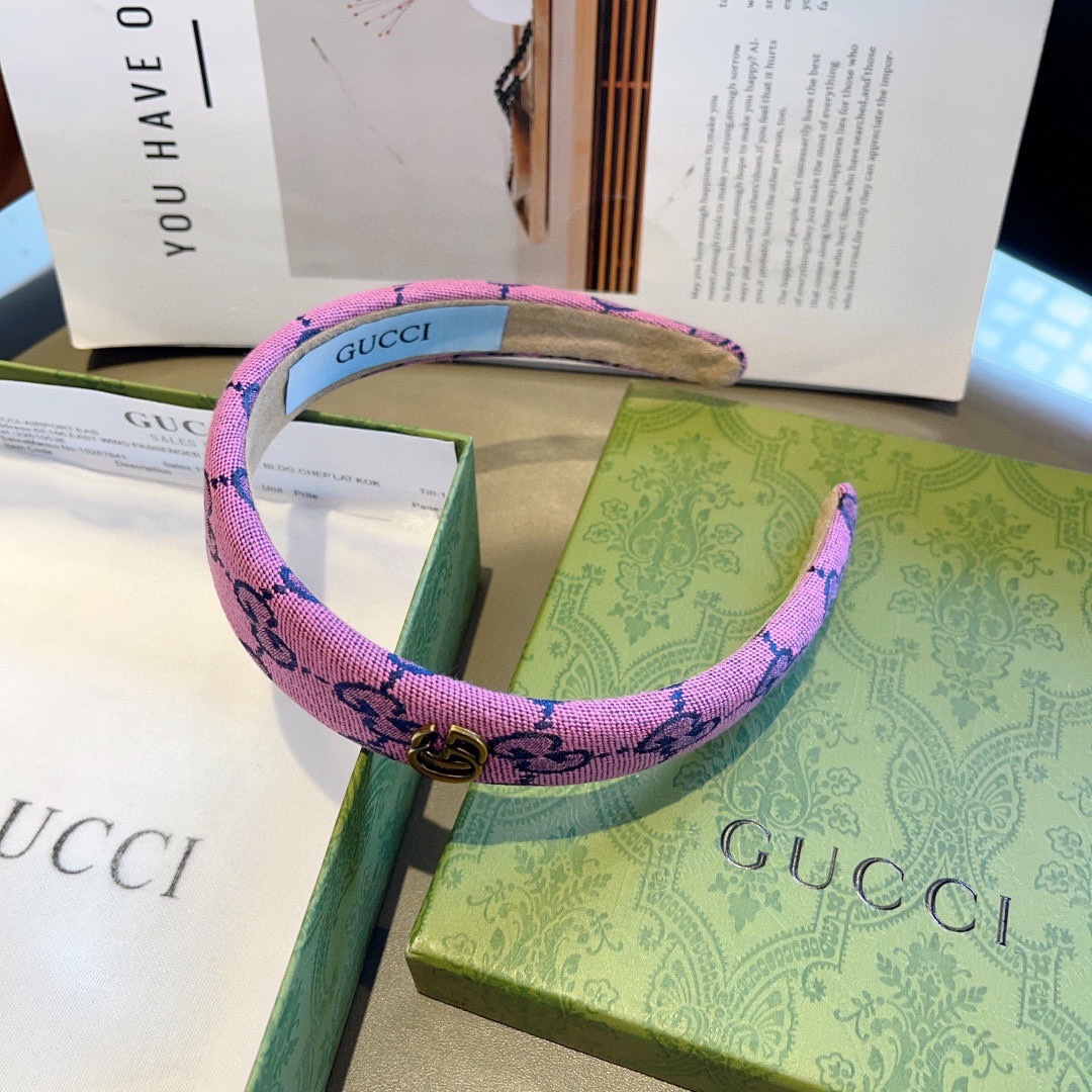 配包装
Gucci古奇 官方经典新款双G发箍，女神必备单品，非常百搭，时尚潮流