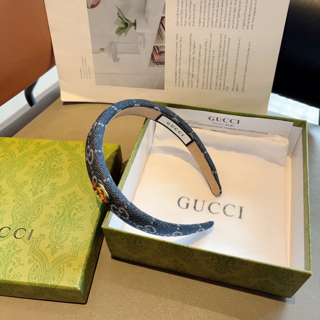 配包装
Gucci古奇 官方经典新款双G发箍，女神必备单品，非常百搭，时尚潮流