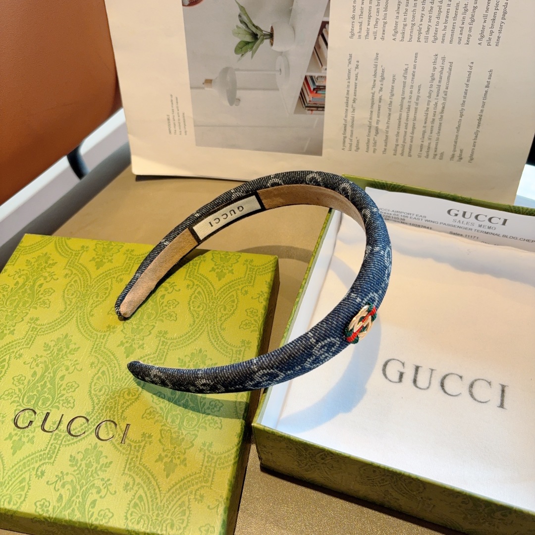 配包装
Gucci古奇 官方经典新款双G发箍，女神必备单品，非常百搭，时尚潮流