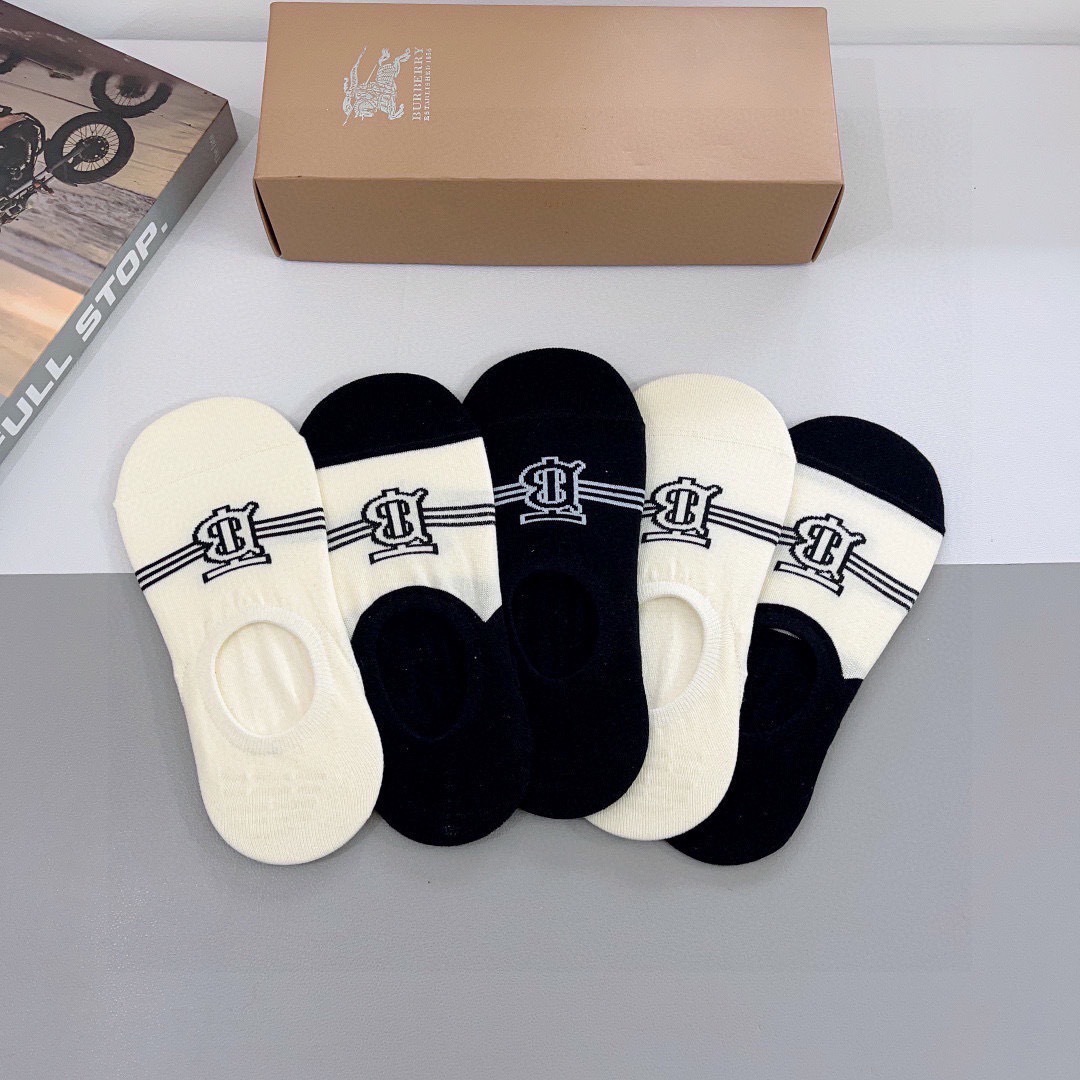 配包装（一盒5双） 🌟 BURBERRY 巴宝莉船袜 超火爆小单品，潮人必备 爆款，个性时尚百搭款，！你