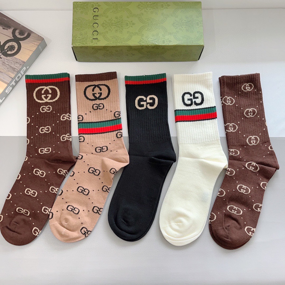 配包装（一盒5双）
 Gucci 古奇 ins超火爆长筒袜，纯棉面料，潮人必备 ，经典双G字母，个性时尚