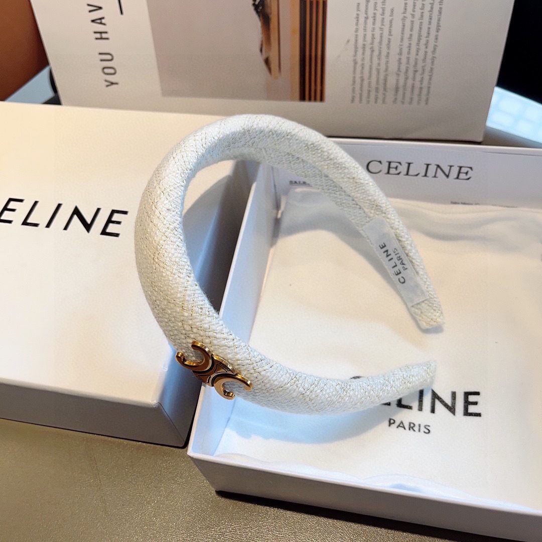 配包装
CELINE（赛琳）韩版新品小清新字母发箍，佩戴舒适无压力，造型搭配必备！时尚外出百搭款发饰！