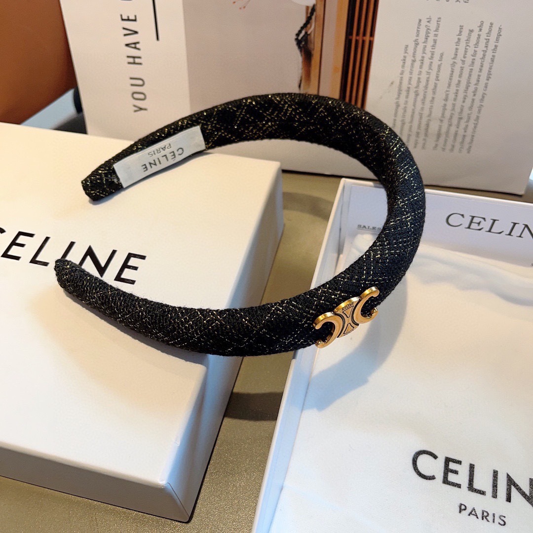 配包装
CELINE（赛琳）韩版新品小清新字母发箍，佩戴舒适无压力，造型搭配必备！时尚外出百搭款发饰！