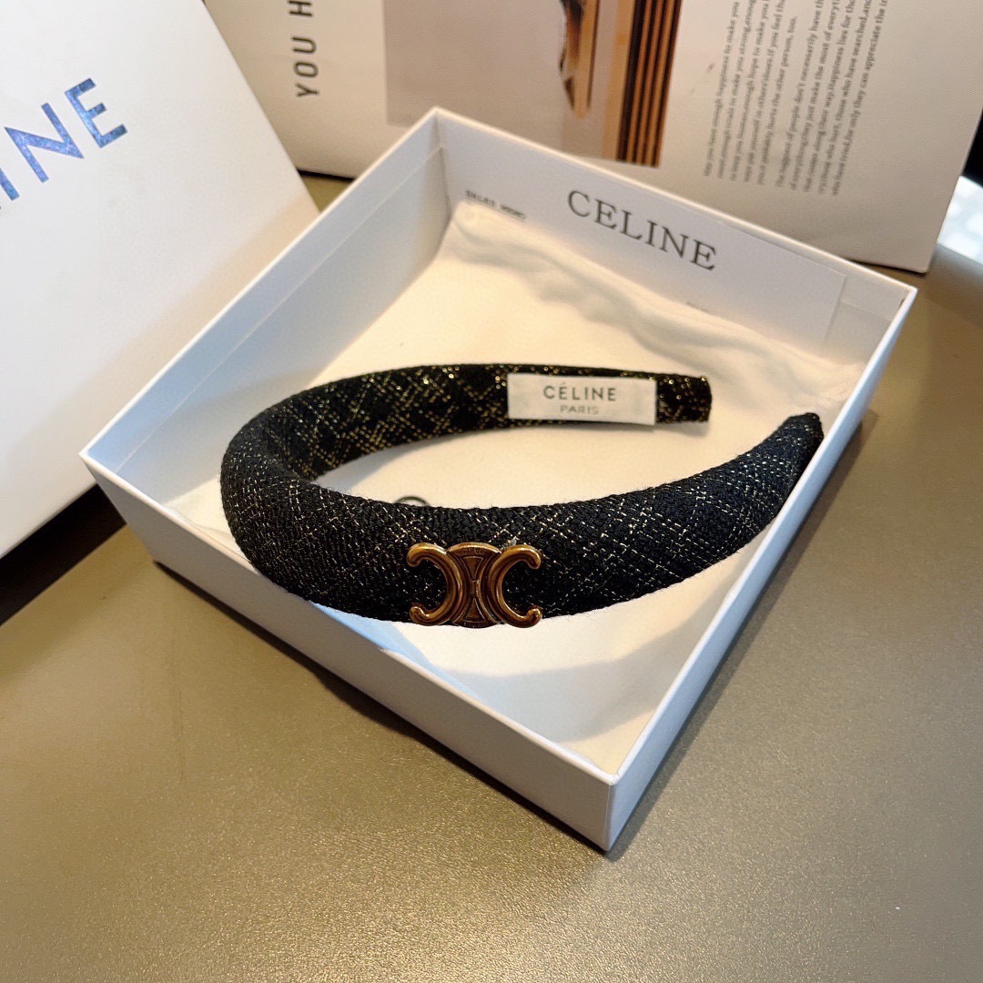 配包装
CELINE（赛琳）韩版新品小清新字母发箍，佩戴舒适无压力，造型搭配必备！时尚外出百搭款发饰！