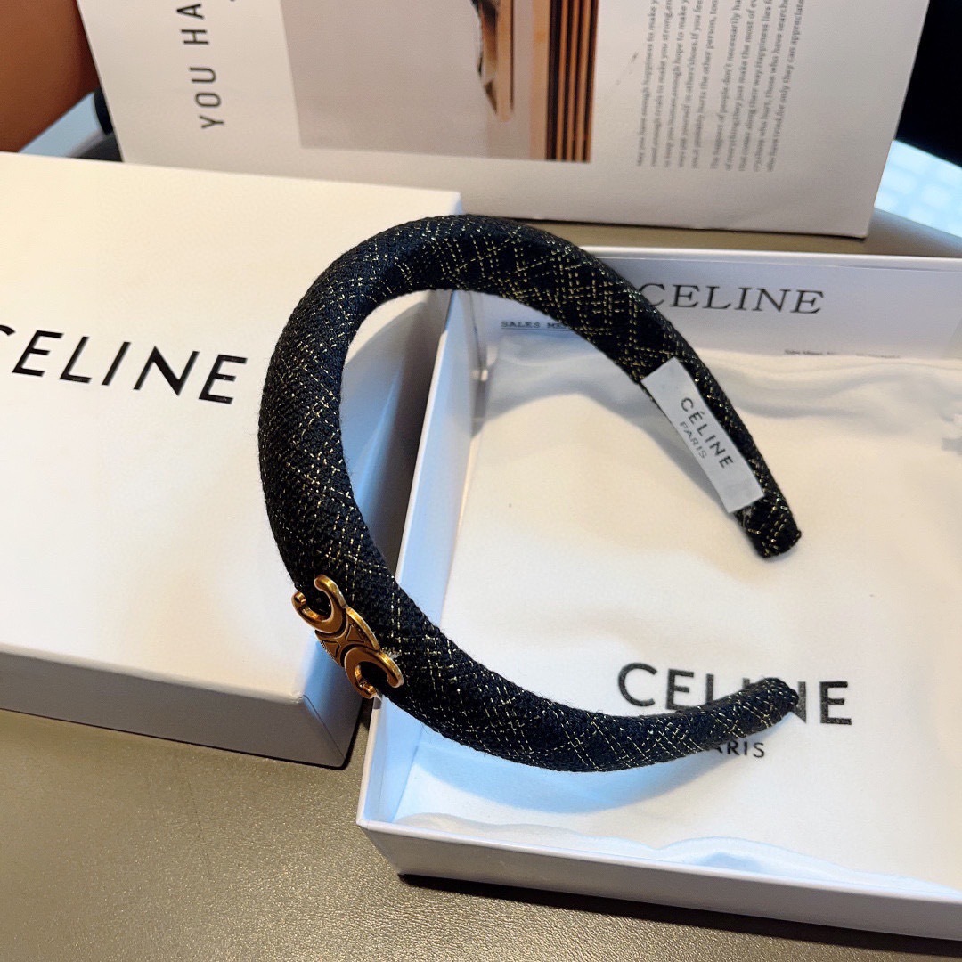 配包装
CELINE（赛琳）韩版新品小清新字母发箍，佩戴舒适无压力，造型搭配必备！时尚外出百搭款发饰！
