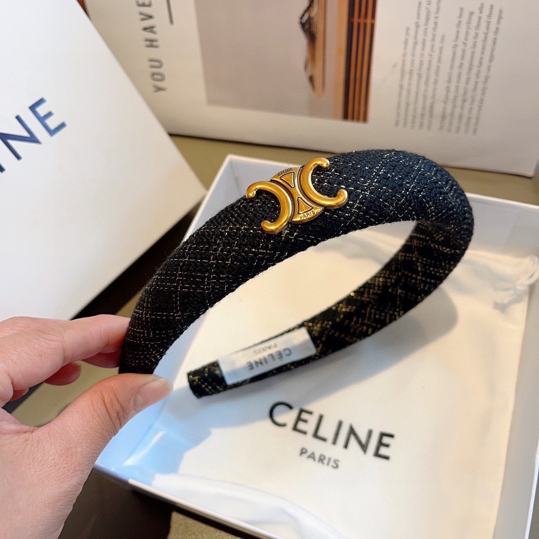 配包装
CELINE（赛琳）韩版新品小清新字母发箍，佩戴舒适无压力，造型搭配必备！时尚外出百搭款发饰！