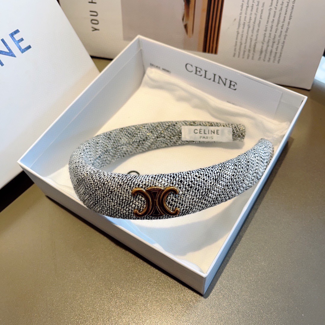 配包装
CELINE（赛琳）韩版新品小清新字母发箍，佩戴舒适无压力，造型搭配必备！时尚外出百搭款发饰！